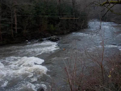L'entrée du bassin de slalom de Najac sans les portes.
